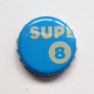 Super 8 Blanche
